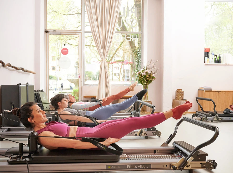 Momax Pilates Studio 108-studio Am Roecklplatz