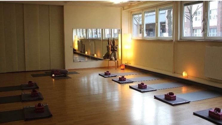 Hatha for You - Yoga Berlin 