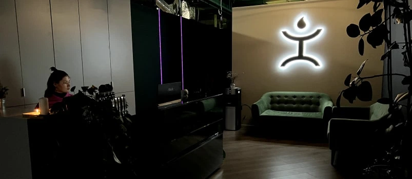 Hot Stretching Studio