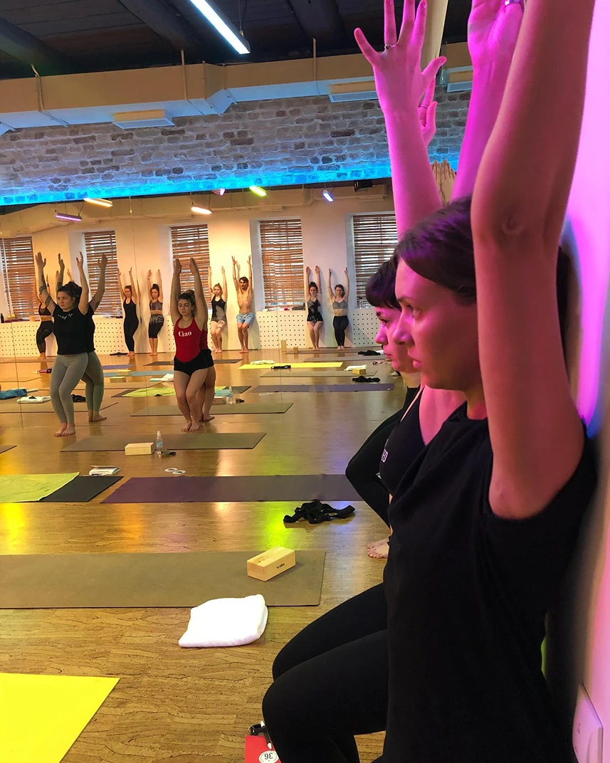 Hot Yoga 36 Russia