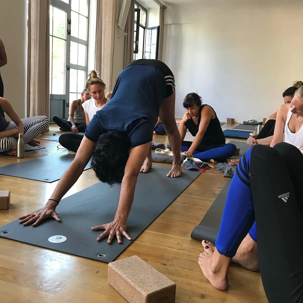 Jivamukti Yoga School