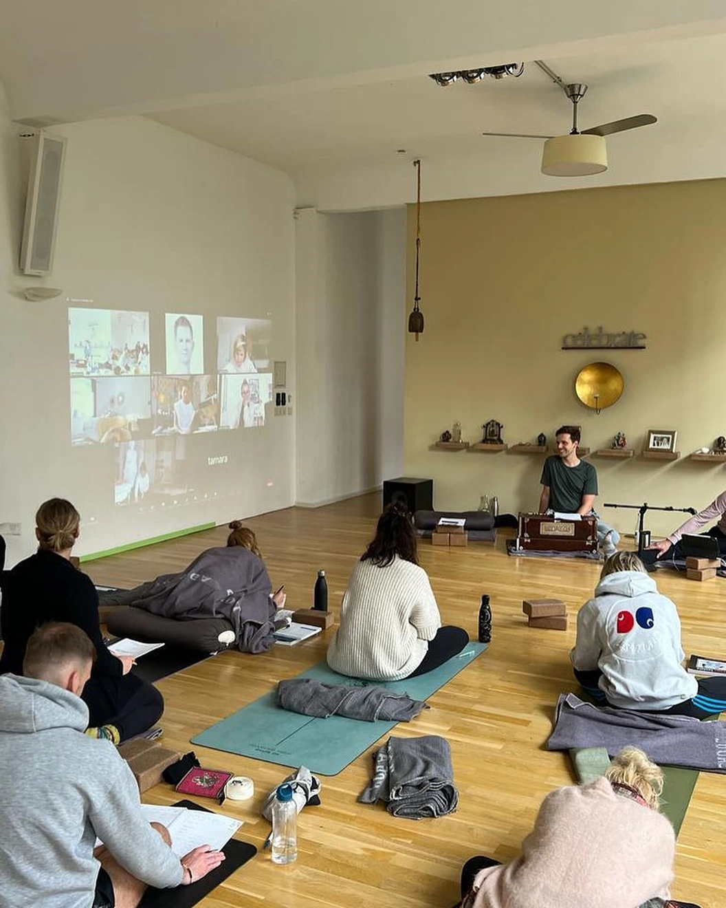 Jivamukti Yoga School