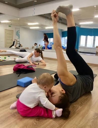 Omom Yoga 