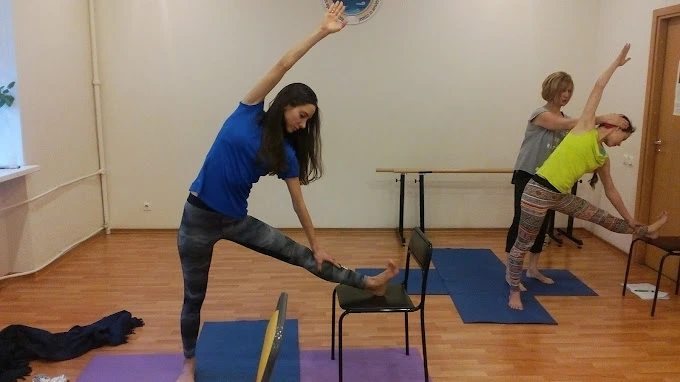 Omom Yoga Russia