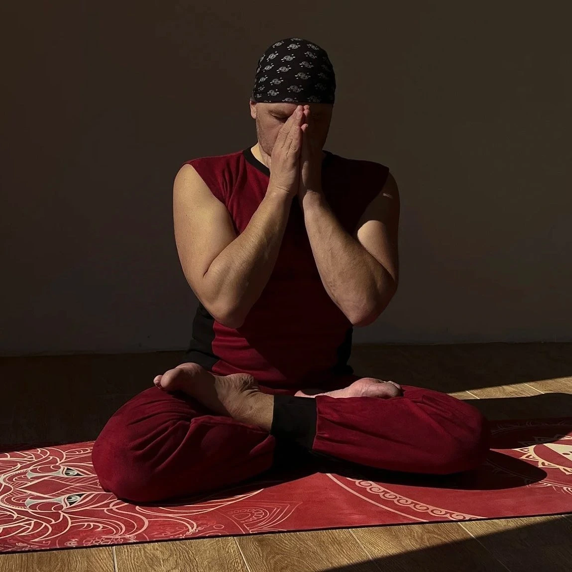 Peterburgskaya Shkola Yogi Potok Stranstviy 