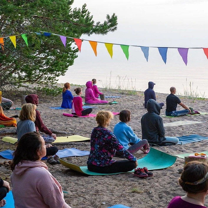 Peterburgskaya Shkola Yogi Potok Stranstviy 
