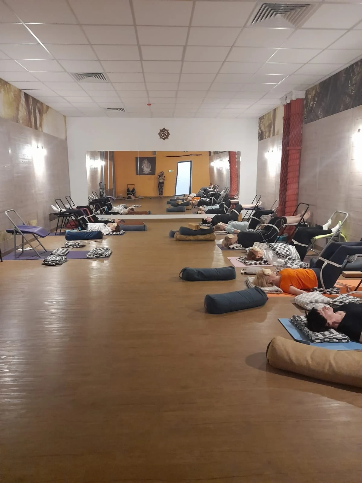 Prana Studiya Yogi Yeleny Zubovoy Novosibirsk