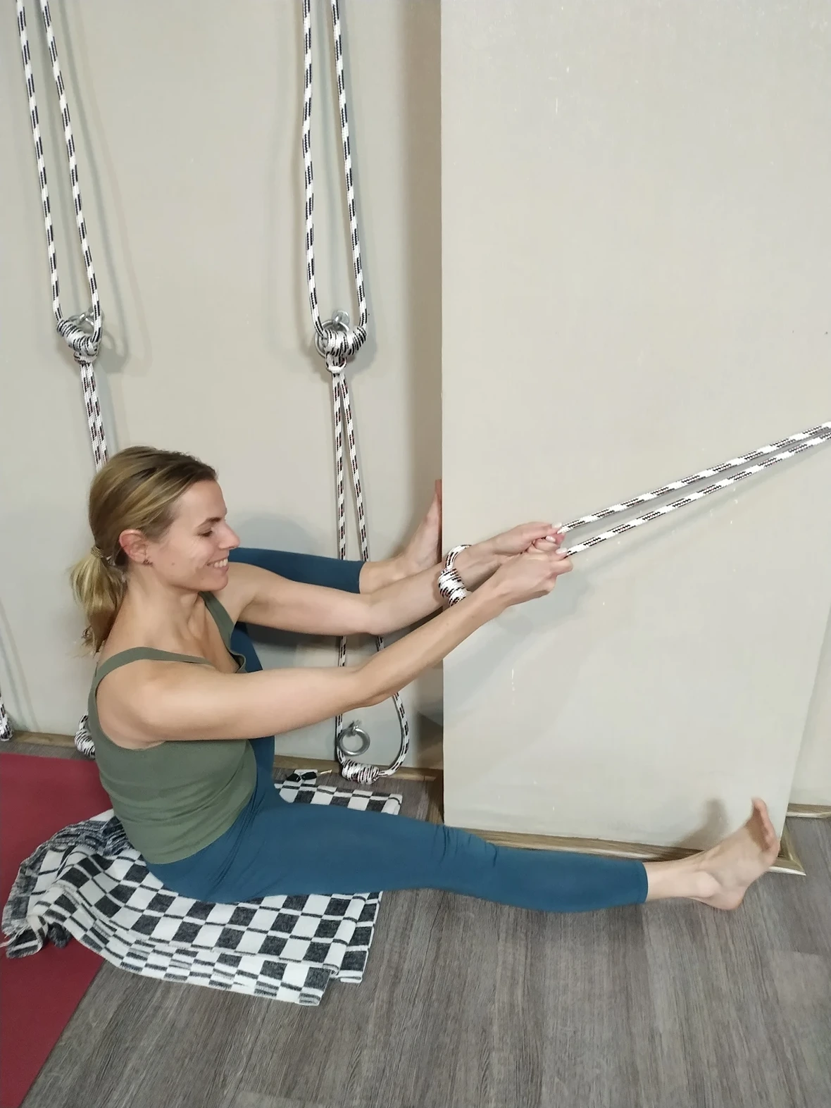Prana Studiya Yogi Yeleny Zubovoy Russia