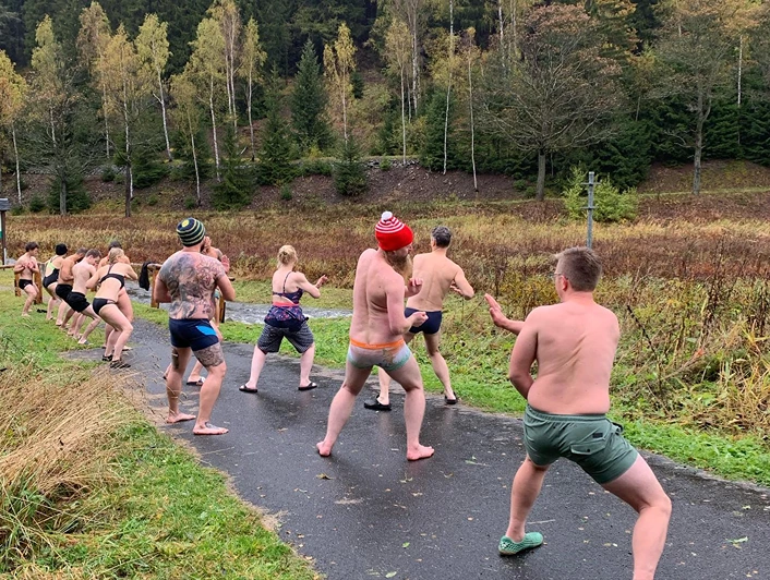 SUKKHADAS certificated Wim Hof Method Instructor Level 2 