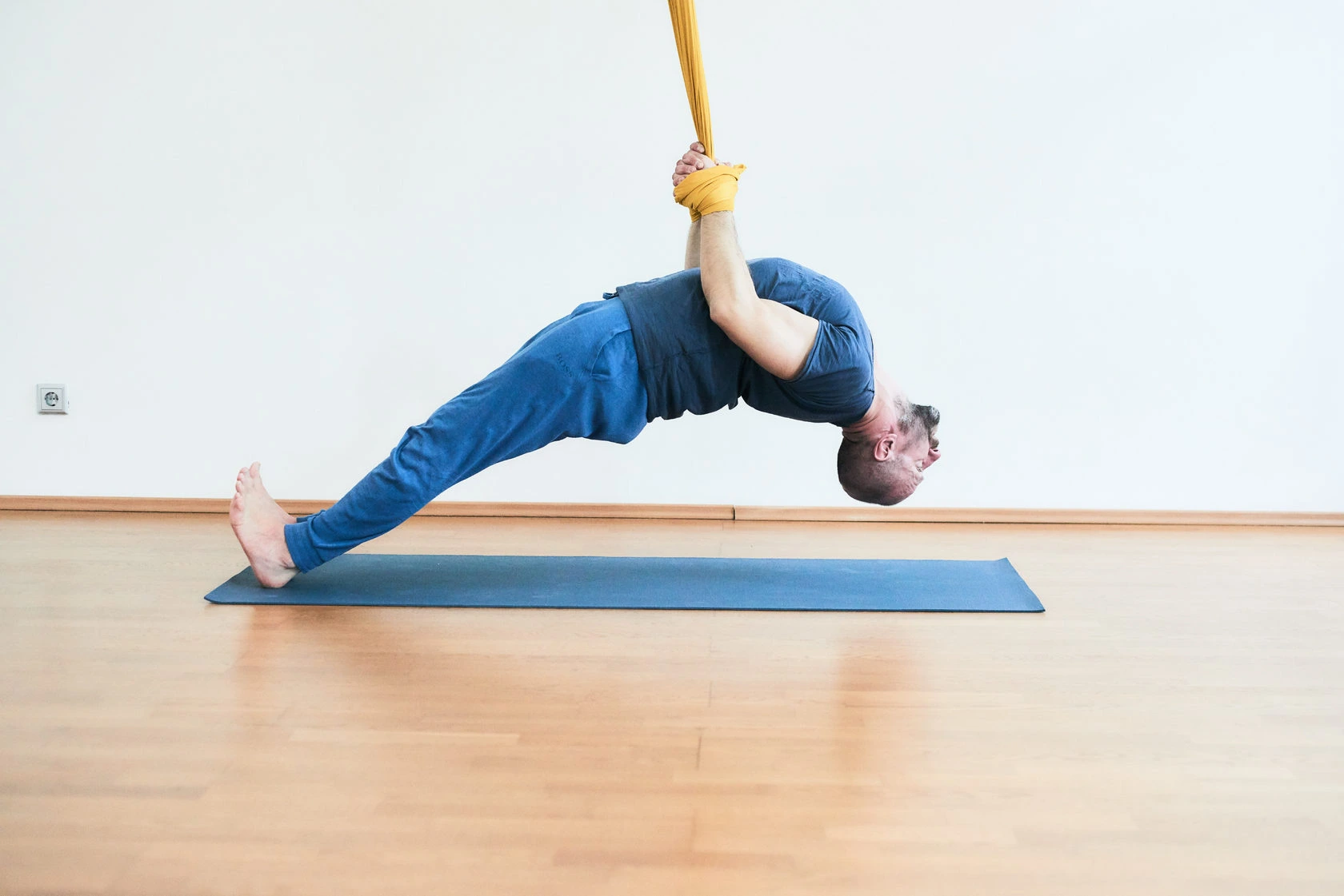 Sovershennaya Dom Yogi 