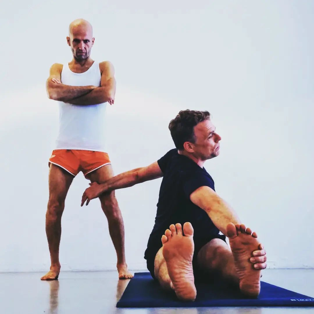 The Bowspring Practice. 21th Century Yoga 