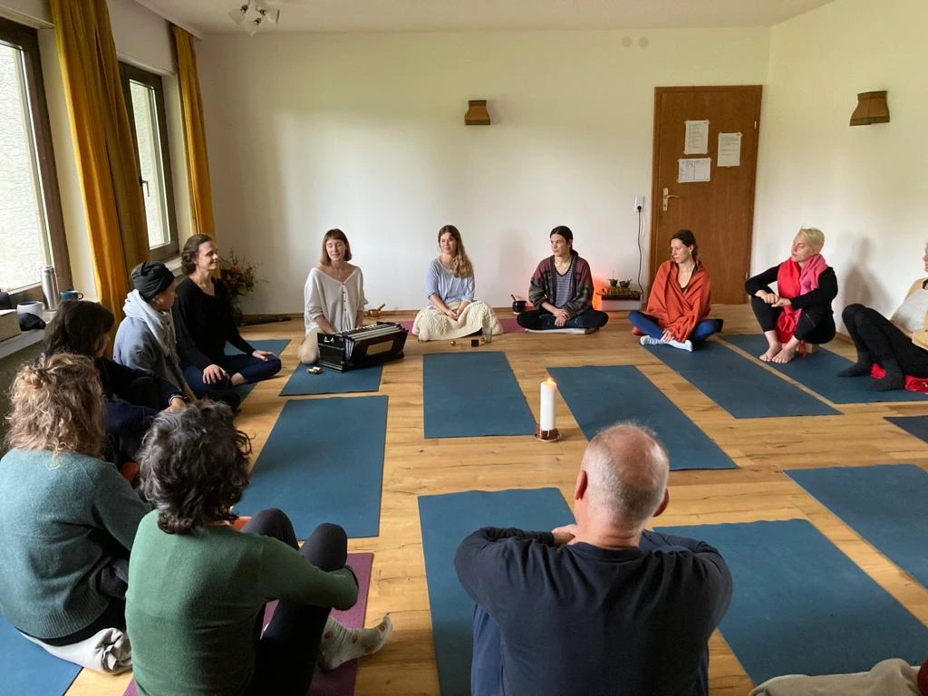 Yellow Yoga - Studio Sonne