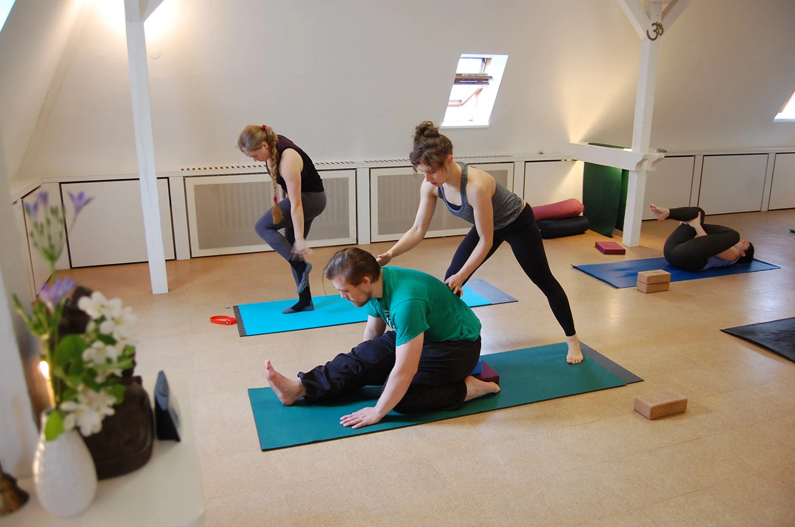 Ashtanga Yoga Sternschanze With Inke Shenar Hamburg