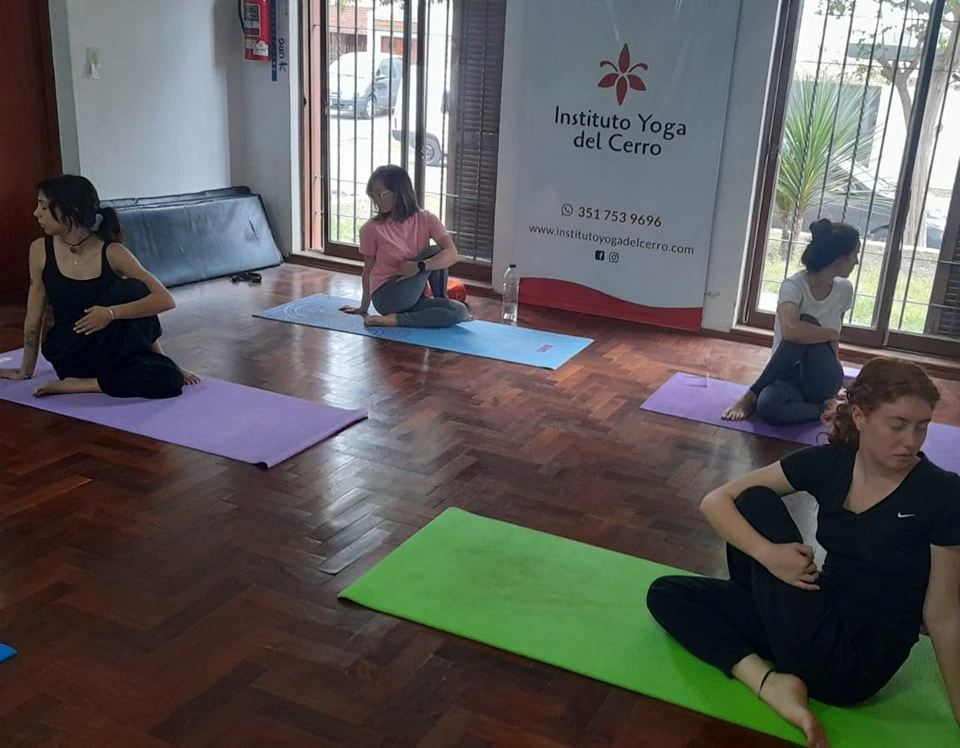 Cerro Yoga Institute 
