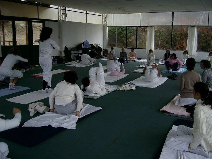 Escuela Superior de Yoga