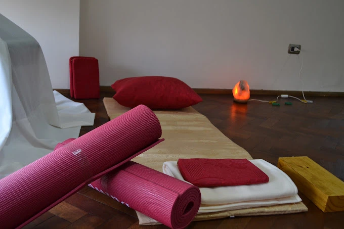 Estudio Ama Yoga