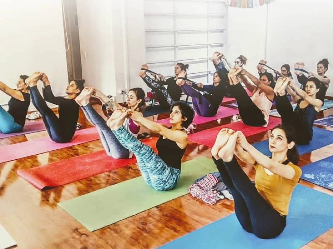 Mahatma Yoga Studio & Ytt Chile