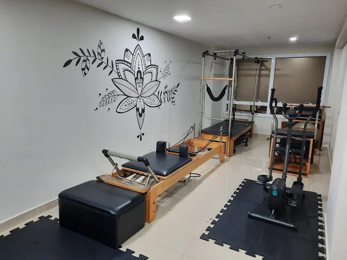 Nathalia Lima Studio De Pilates 