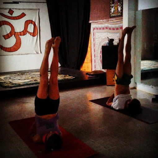 Ashtanga Yoga Centro Carlos Frione Buenos Aires