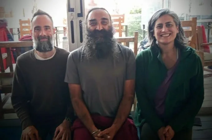 Espacio De Luz - Yoga & Mantras 