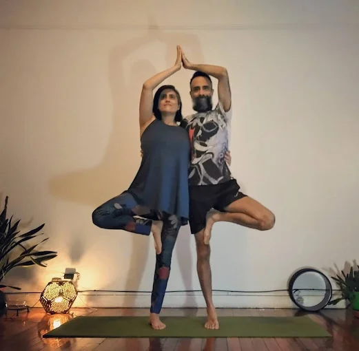 Espacio De Luz - Yoga & Mantras