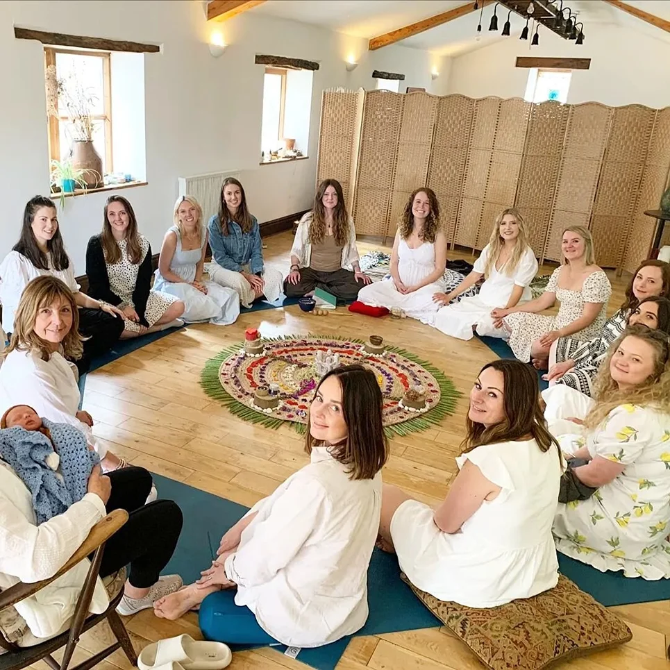 Holly Dixon Healing & Yoga 