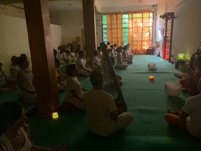 International School Of Yoga 