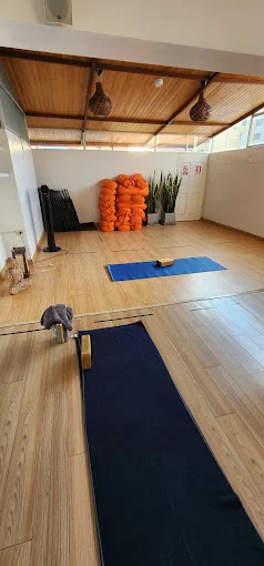 Lima Yoga (Conquistadores) 