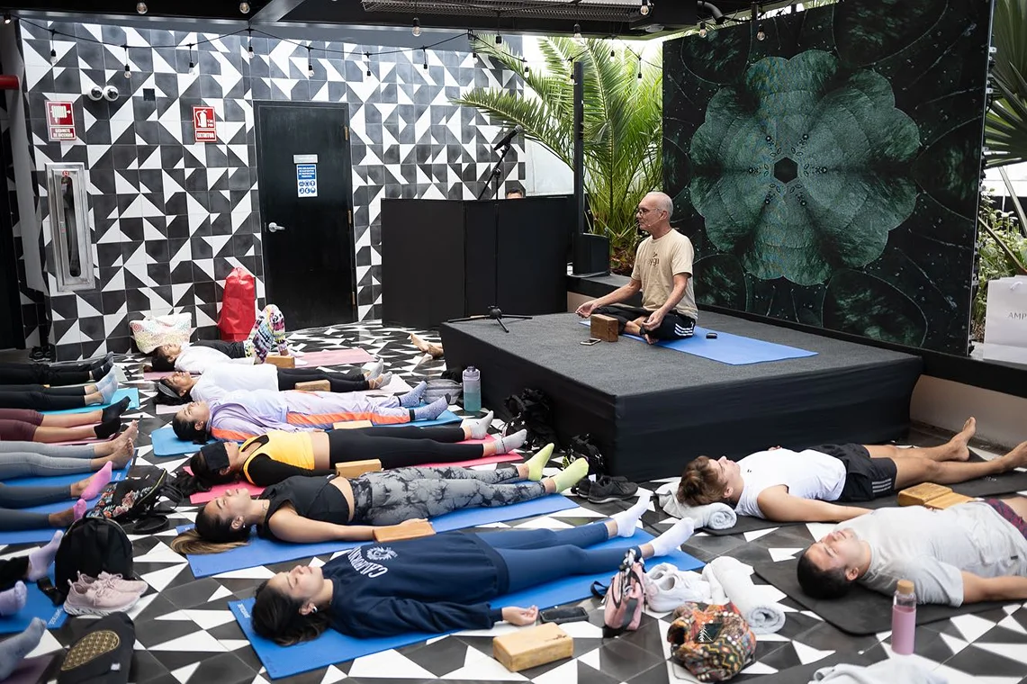 Lima Yoga (Conquistadores)