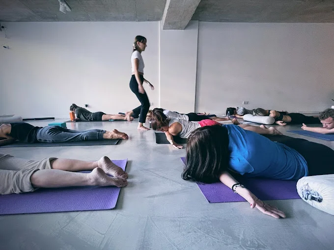 Niketan Yoga Y Masaje Tailandés 