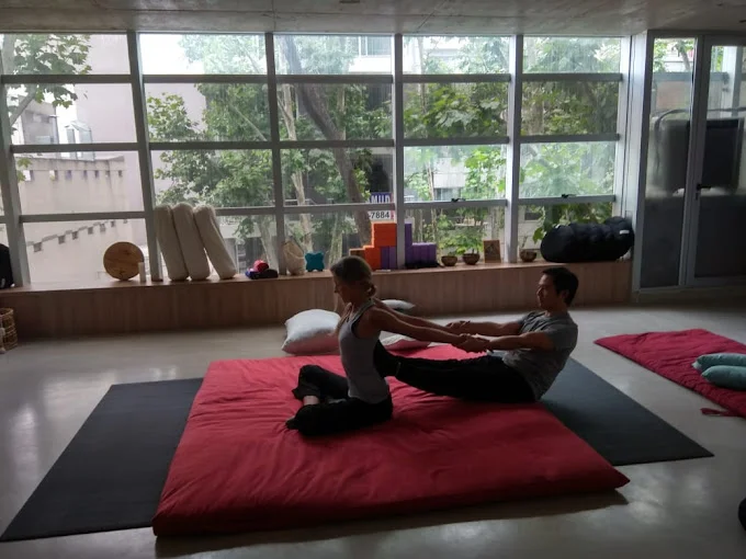 Niketan Yoga Y Masaje Tailandés 