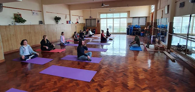 Pyrat centro De Yoga , Meditación Mindfulness . Villa Pueyrredon Argentina