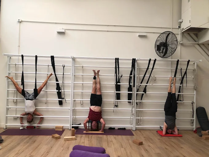 Yoga Iyengar Estudio Urbano