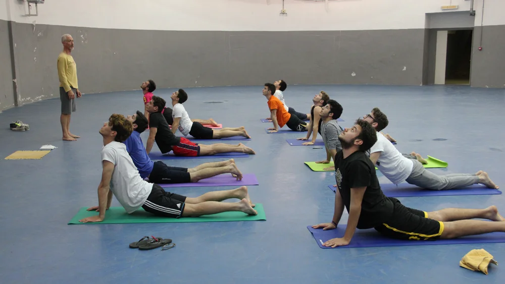 Ashtangayoga Napoli - AVYOS