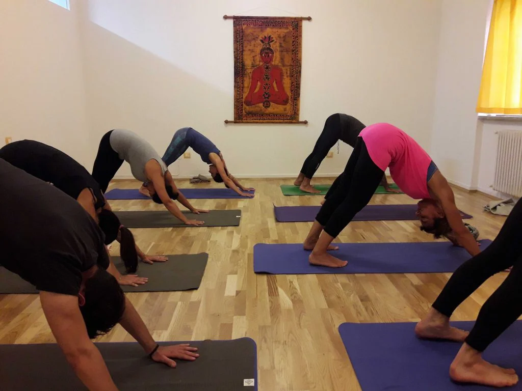 Ashtangayoga Napoli - AVYOS Italy
