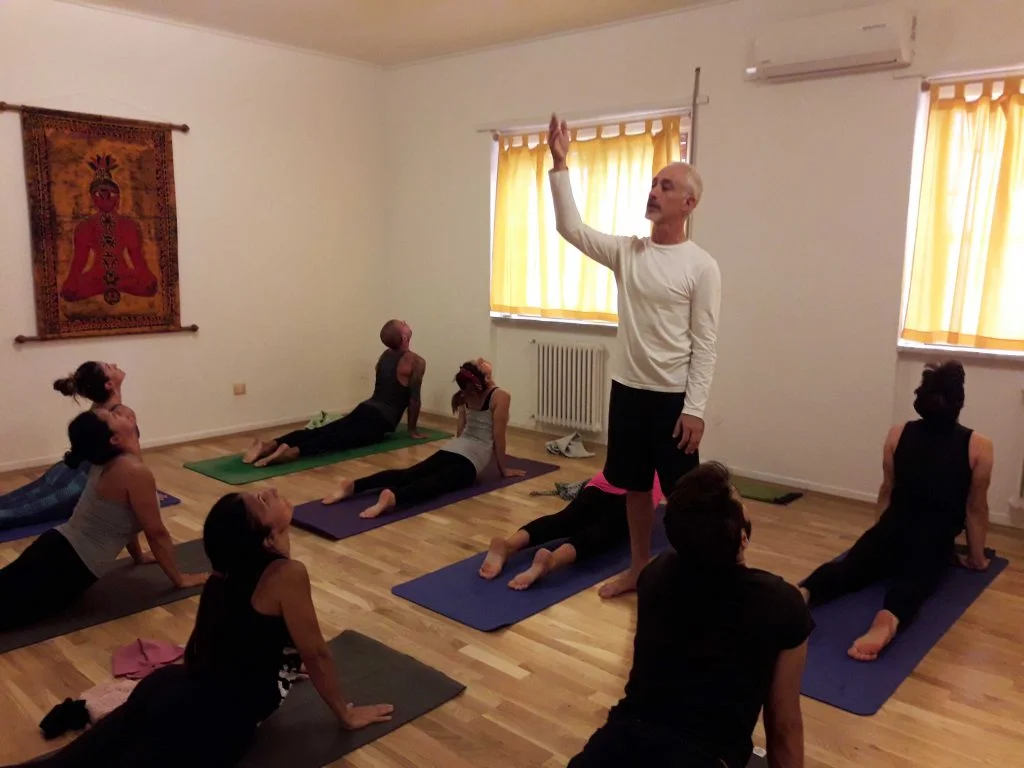 Ashtangayoga Napoli - AVYOS 