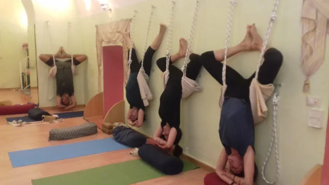 Association Study Center Yoga Vidya Naples