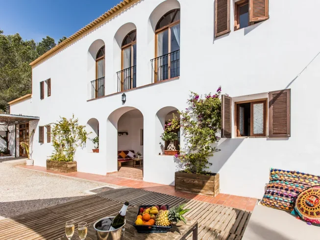 Ibiza