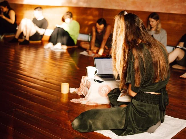 Reconnect Yourself Retreats & Coachings 