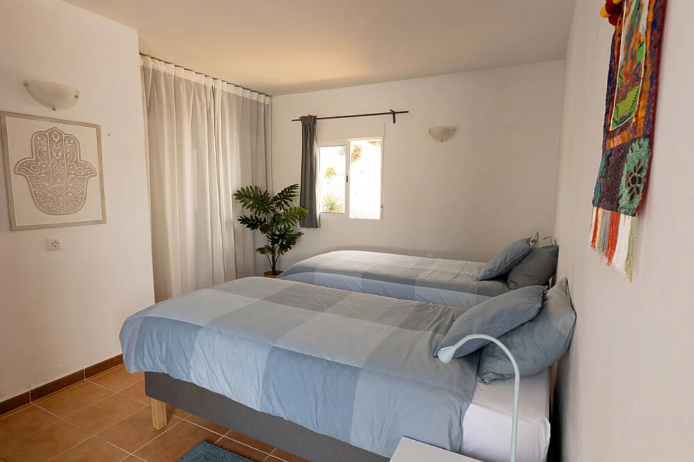 Shambhala Yoga School & Stay 