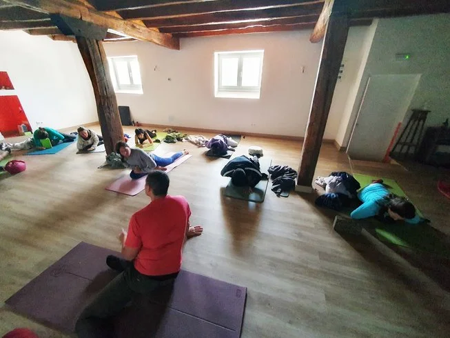 YOGA ANANDA 