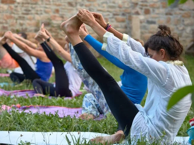 YOGA ANANDA 