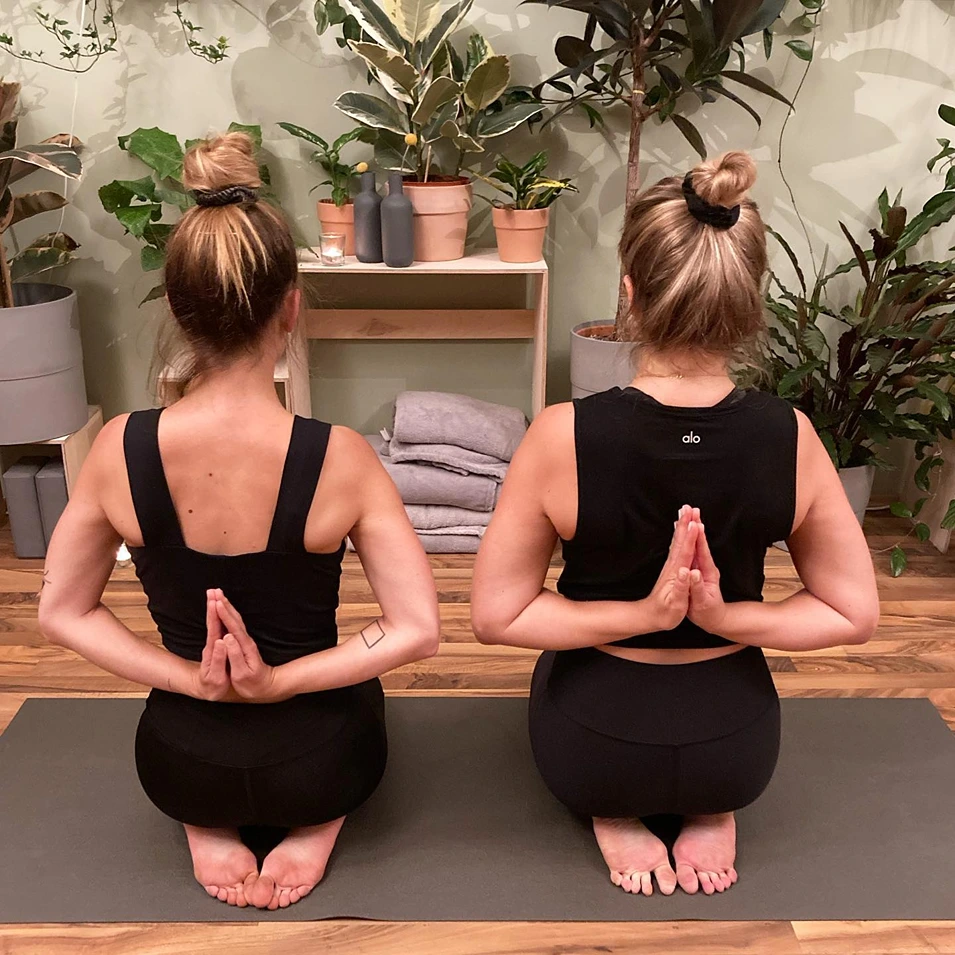 Dschungel Yoga