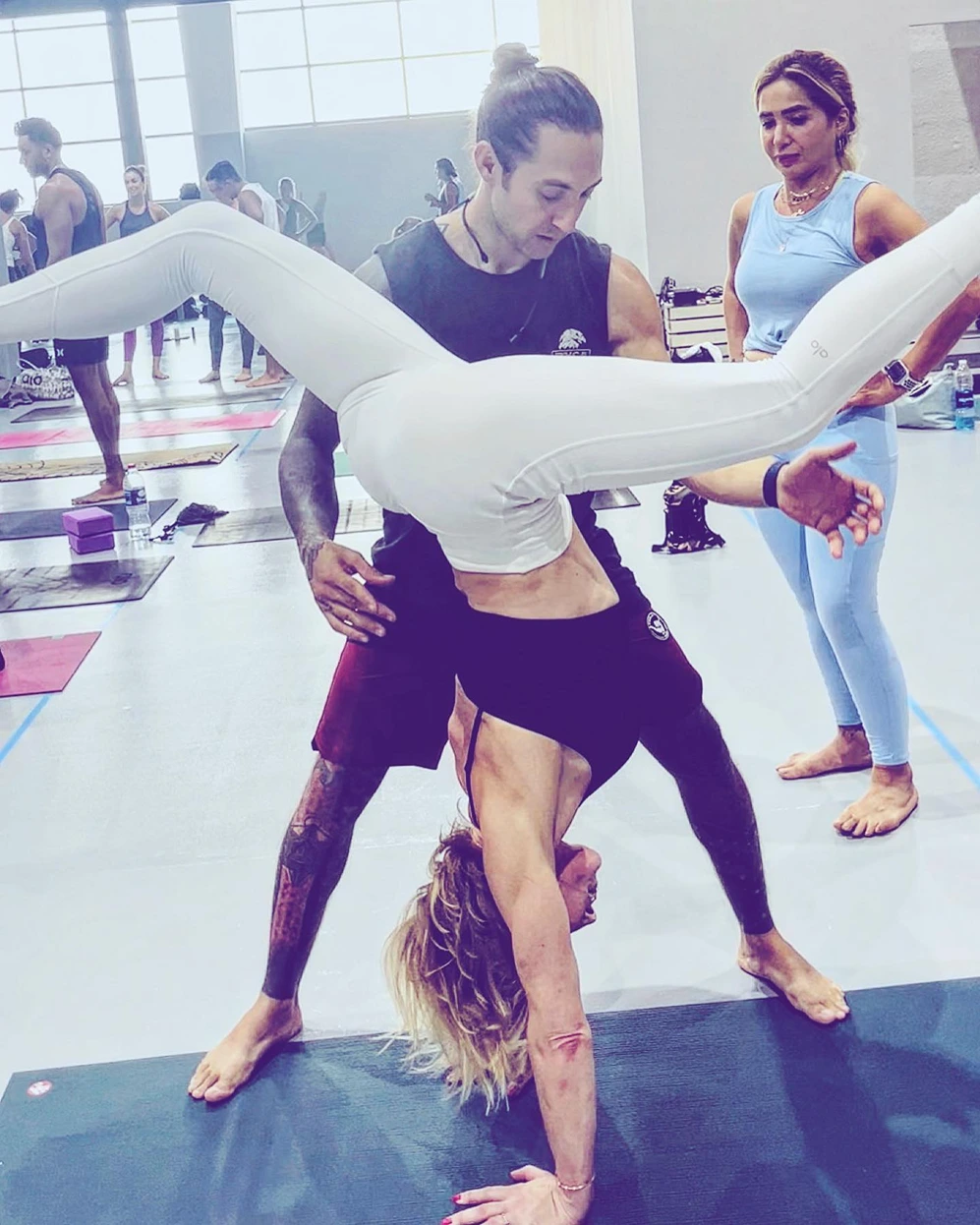 Glow Yoga Cologne Junkersdorf 