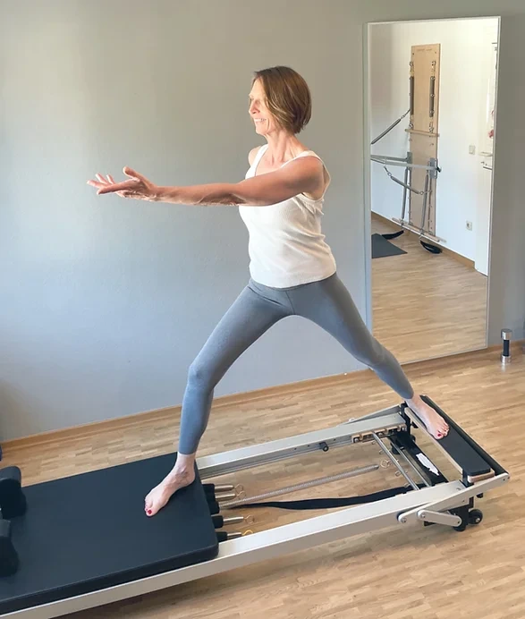 Pilates Im Hinterhofsalon 