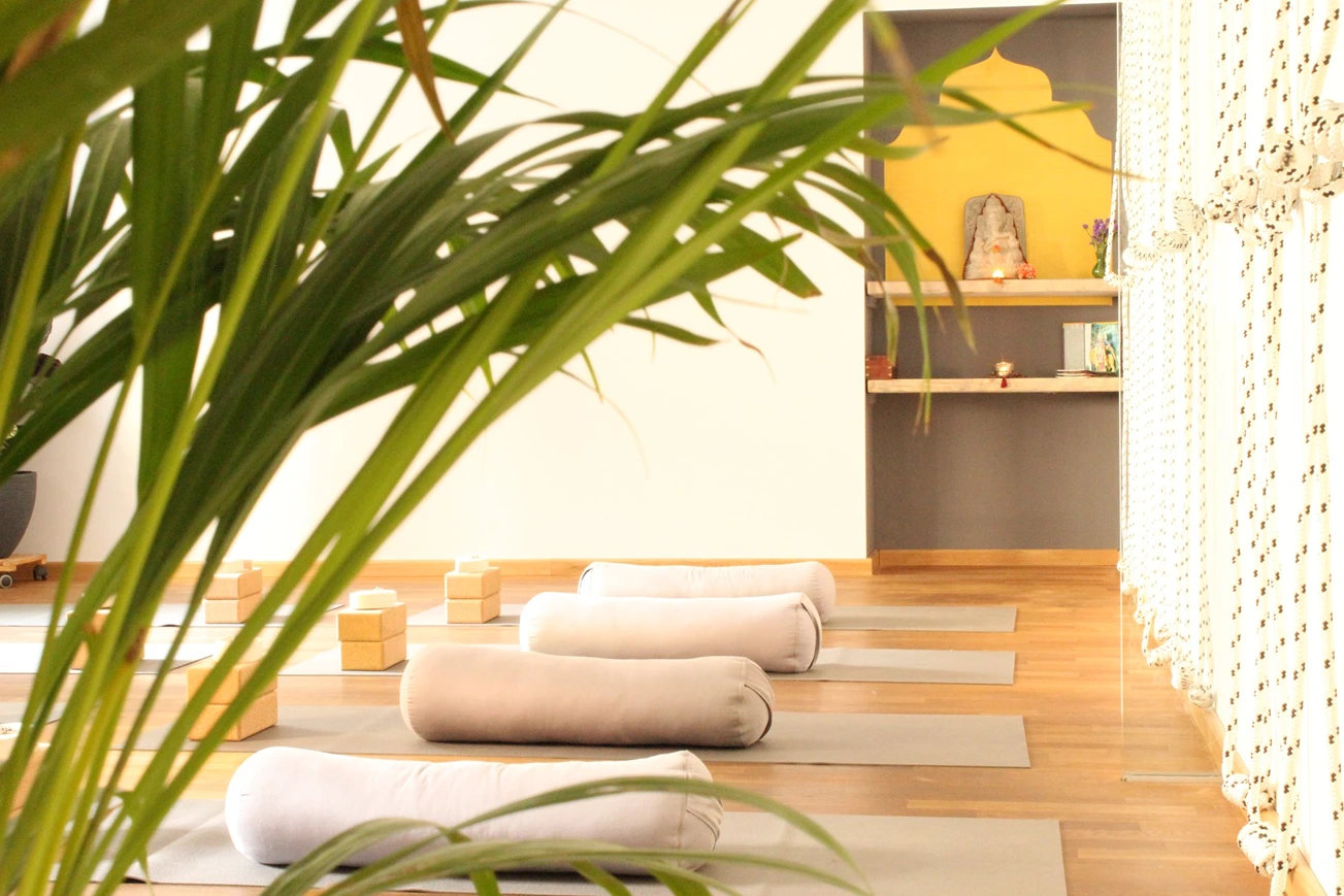 Yogaji - Iyengar Yoga Zentrum