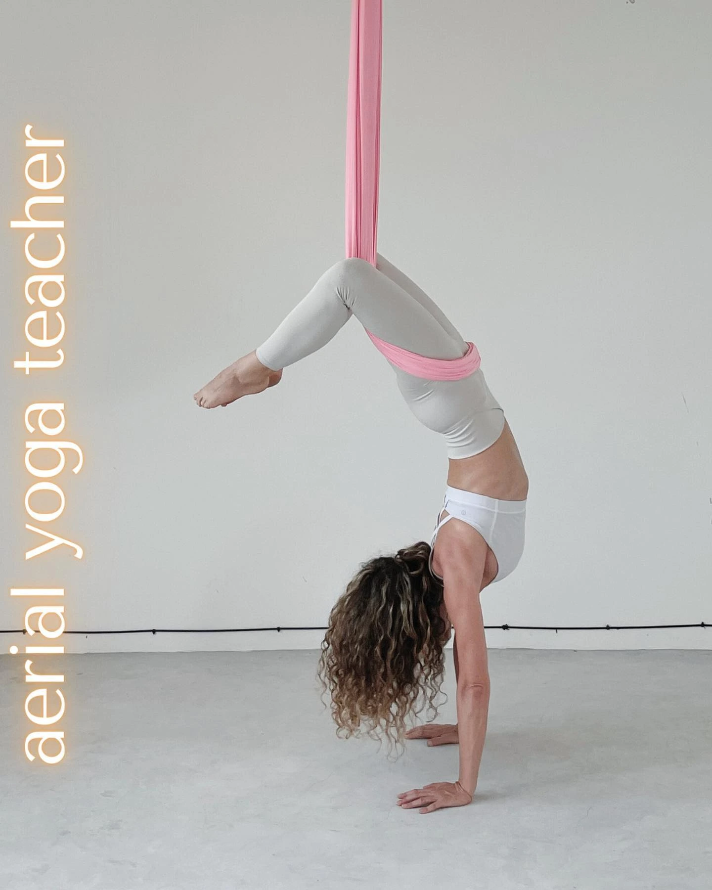 Yogalaxy - Flying Yoga 