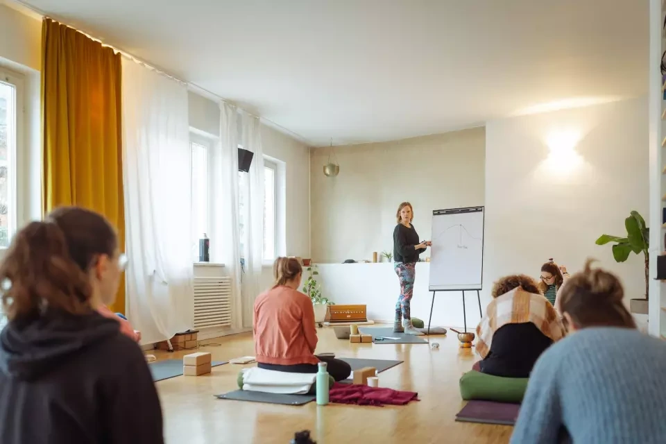Fuss Über Kopf Raum Für Yoga Germany