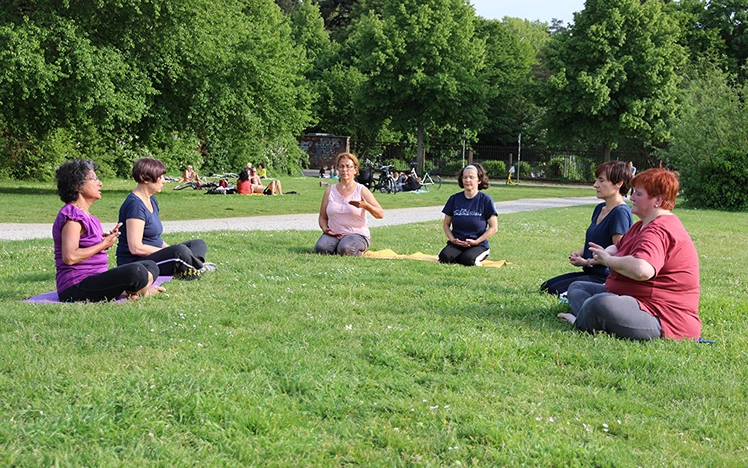 Yoga-dustdar 