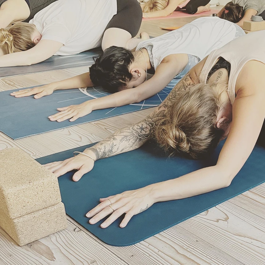 Shivasloft Yoga 